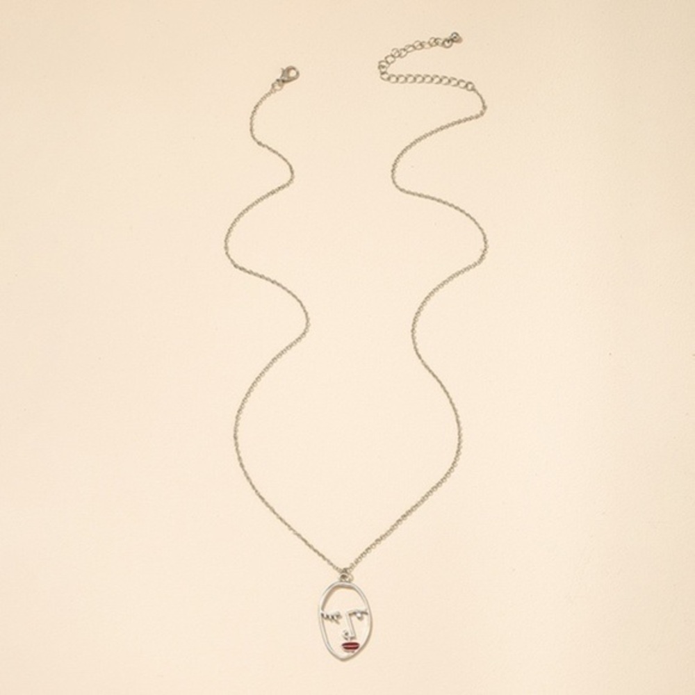 3/$30 🤍 Abstract Face Necklace